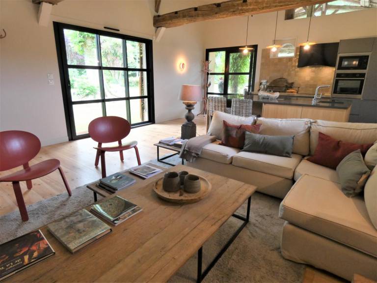 Fully equipped gite with garden, patio & pool | Pets are welcome — photo 4