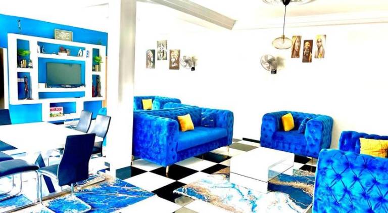 Villa with pool — photo 3