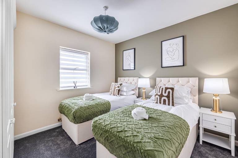 Fully equipped rental apartment | Perfect for remote work | Dogs allowed in Aylesbury