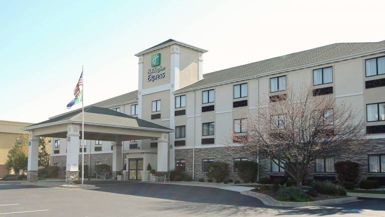 Holiday Inn Express Marshall By IHG