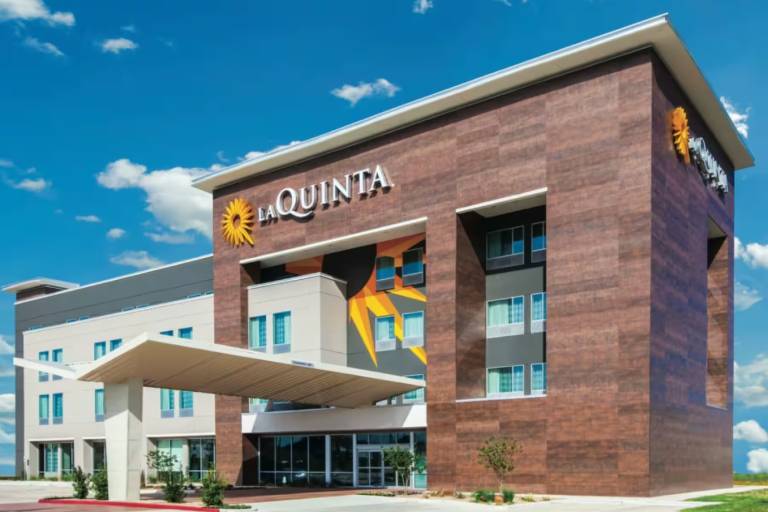 La Quinta Inn & Suites by Wyndham Olive Branch in Olive Branch, MS
