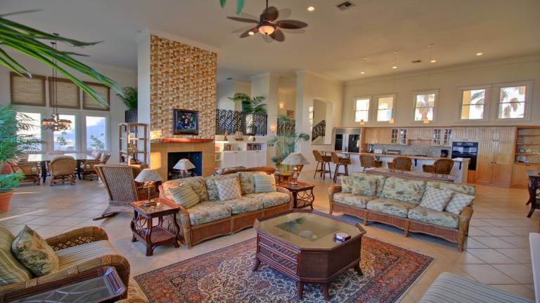 Manu Kai - Beachfront House with private pool and hot tub — photo 4