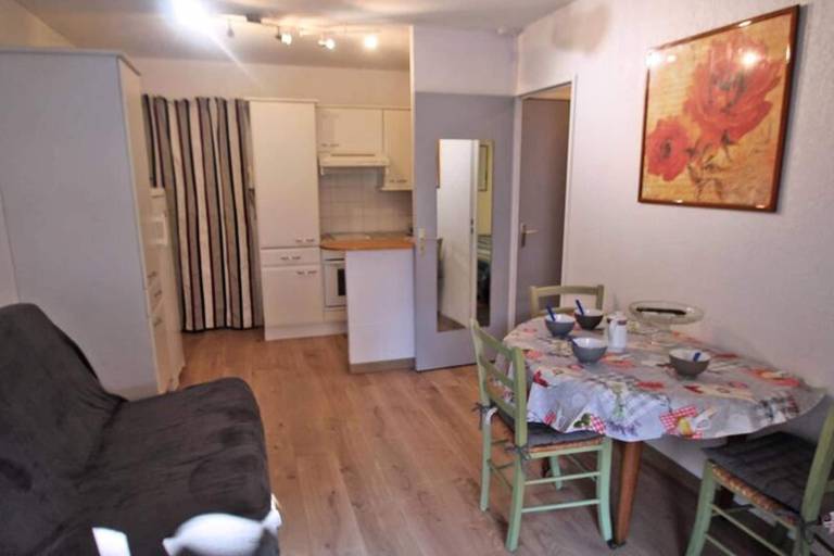 Rental apartment with terrace — photo 2
