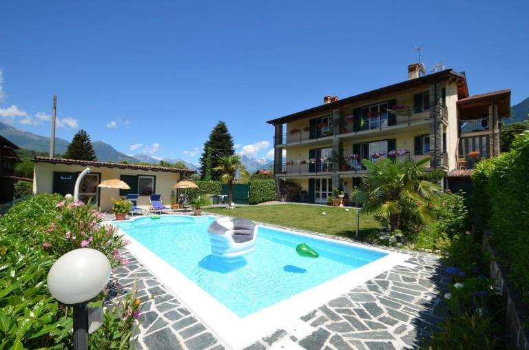 Casa  Sueglio