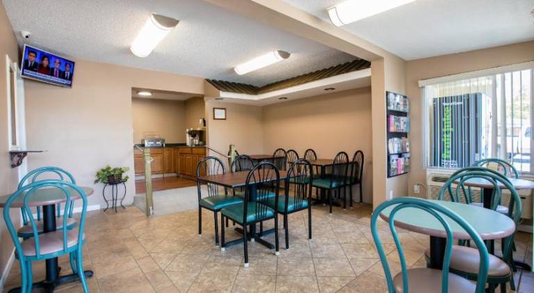 Relax Inn and Suites Kuttawa Eddyville — photo 4