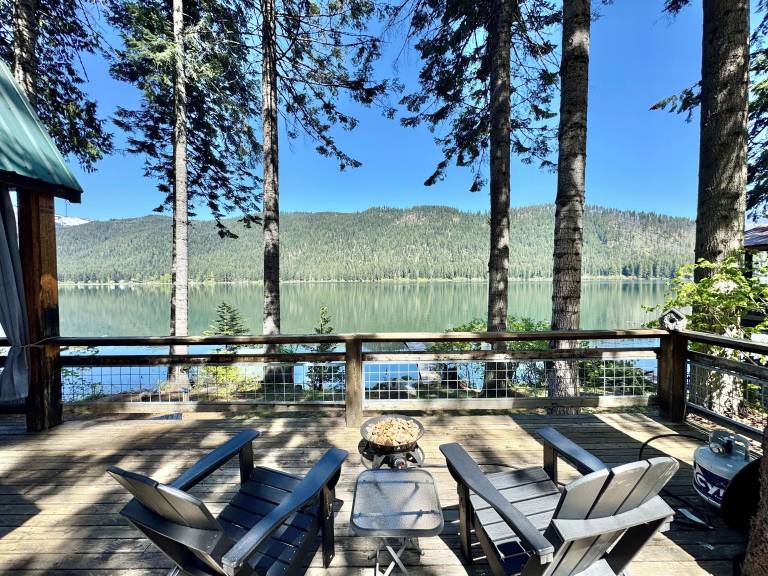 Cabin Lake Wenatchee
