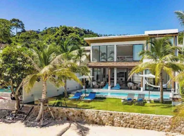 Villa  Ang Thong