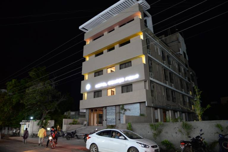 HOTEL CENTER POINT SOLAPUR