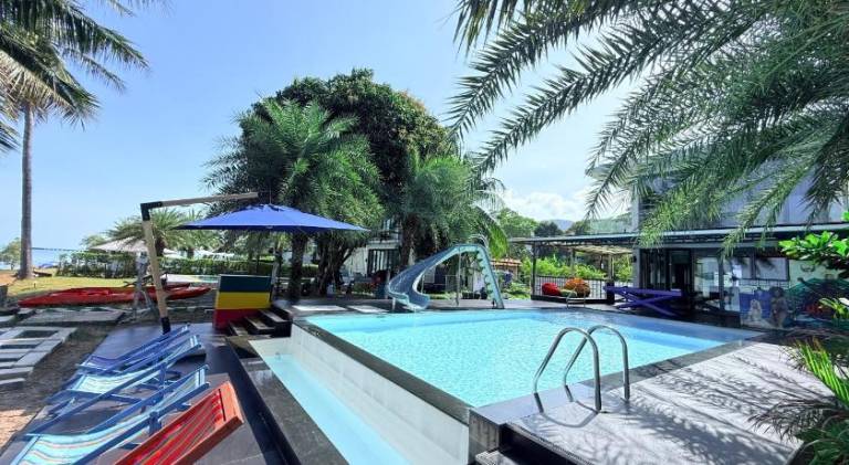 Villa with pool in Ko Chang