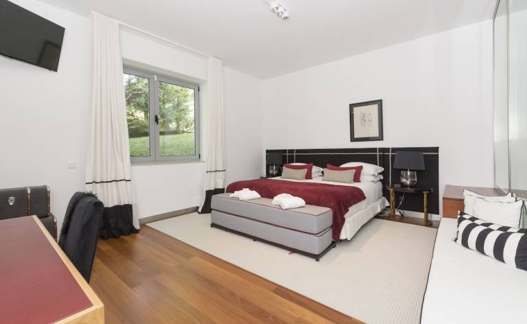 Bed & Breakfast  Sintra