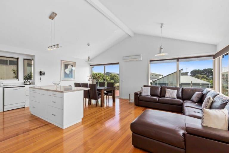 House Indented Head