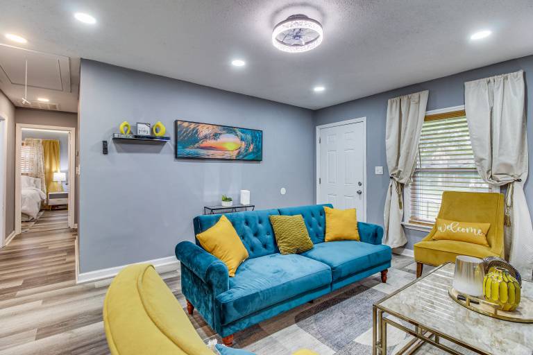Inviting Savannah Home w/ Yard: 3 Mi to Downtown! — photo 4