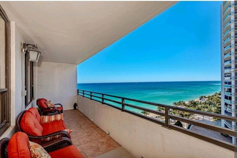 Condo Golden Beach