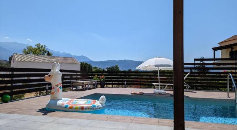 Villa with patio, private pool & garden — photo 3