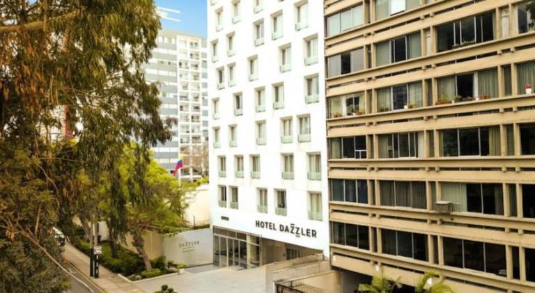 Dazzler by Wyndham Lima San Isidro — photo 5