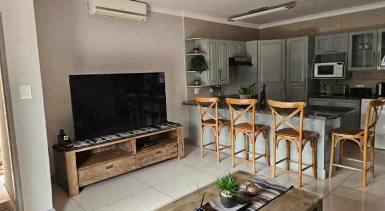 Apartment with terrace & yard in Pretoria
