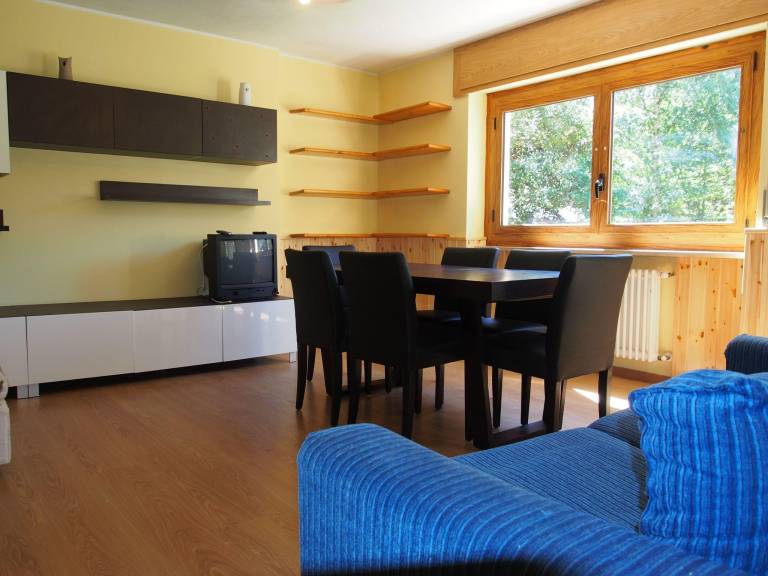 House with terrace — photo 4