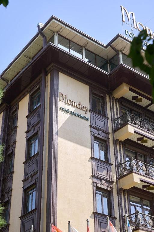Monday Royal Apart Hotel in Tashkent