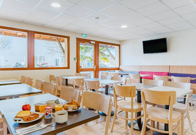 B&B HOTEL Châtellerault — photo 2