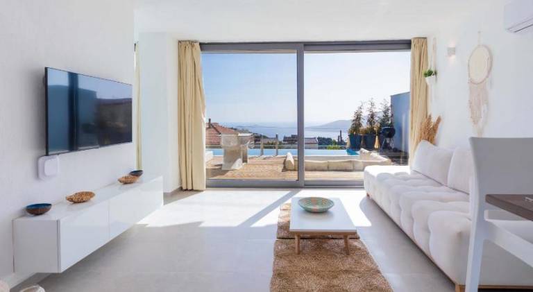 Lovely villa with pool | Pets allowed — photo 2