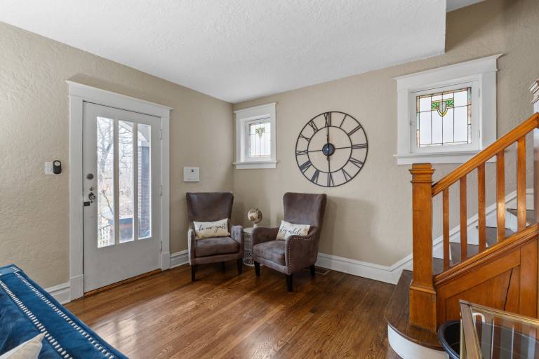 4BR Near Forest Park Zoo & Missouri Botanical Garden Free Parking STL — photo 3