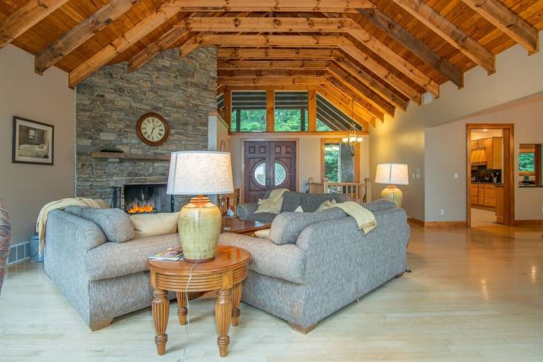 House  Cedar Mountain