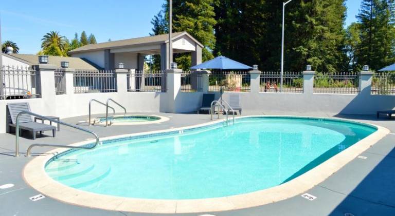 Fairview Inn & Suites — photo 4