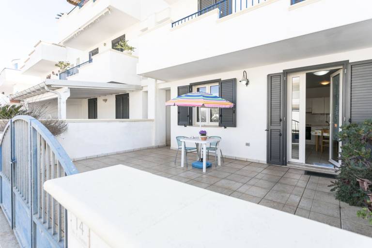 Rental apartment with garden in Alliste