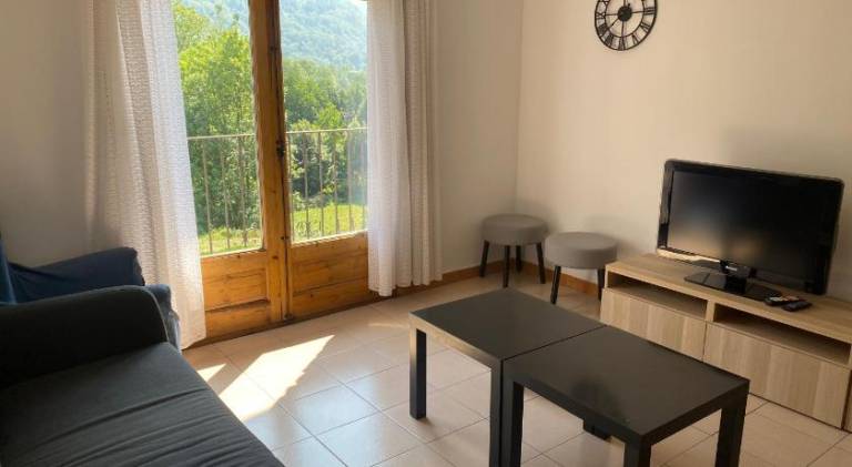 Rental apartment with grill & terrace — photo 2