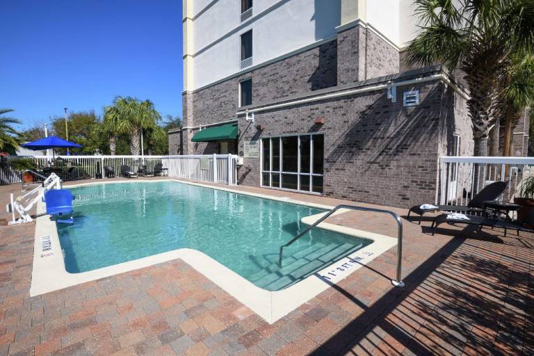 Hampton Inn Jacksonville East Regency Square — photo 2