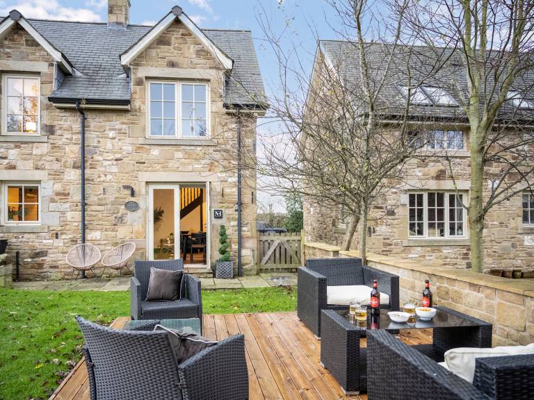 Northern Hideaways Apple Store