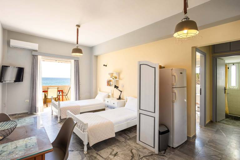 Beachfront Nest Memi Koroni-Seaheaven House B1 — photo 3