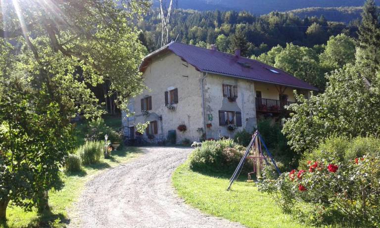 Gîte Chézery-Forens