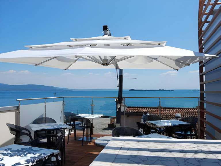 Happy Hotel Atelier Gardone Vittoriale & Spa — photo 3