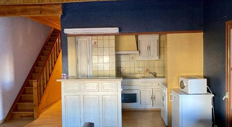 Fully equipped wonderful rental apartment with patio | Next to the ski | Good for workation | Pets are welcome — photo 3