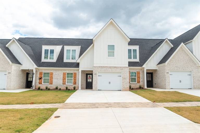 House Auburn
