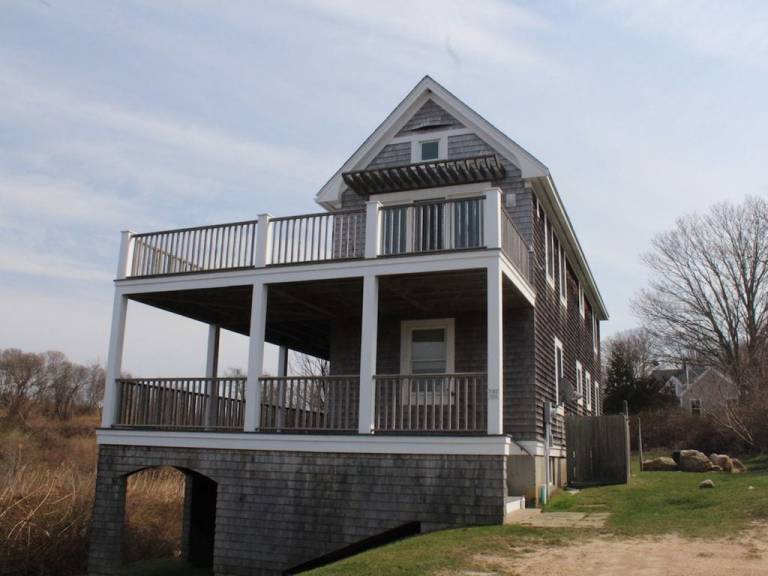 House Block Island