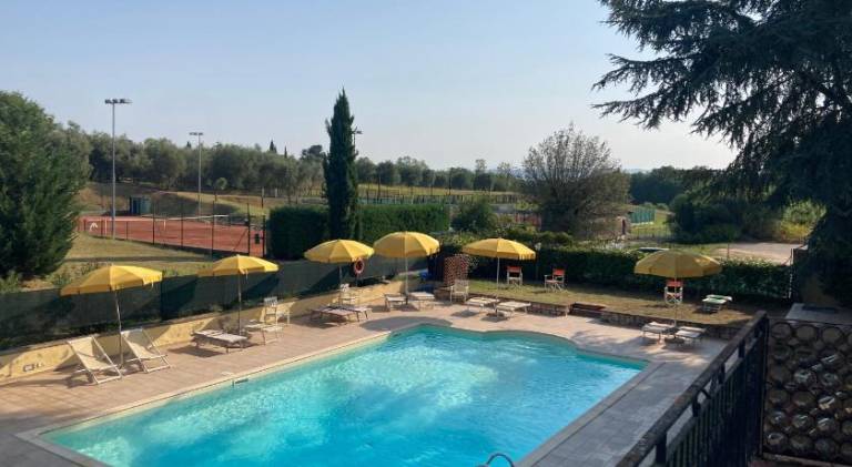 House with pool in Colle di Val d'Elsa