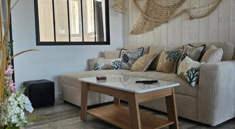 Pleasant apartment with pool | Next to the beach | Pet-friendly — photo 2