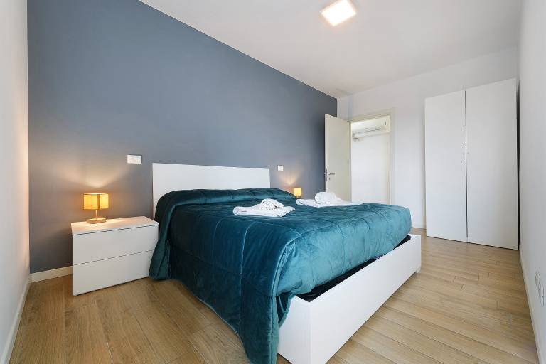 Apartment | Close to Fontana del Delfino | City view in Bergamo