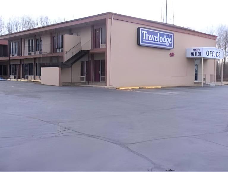 Travelodge by Wyndham Seymour in Seymour, IN