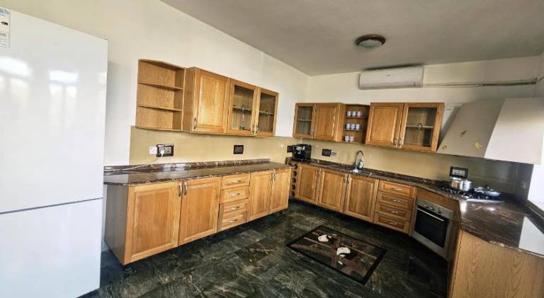 Spacious Swieqi Villa for Families Groups Close to Paceville and St Julians — photo 2