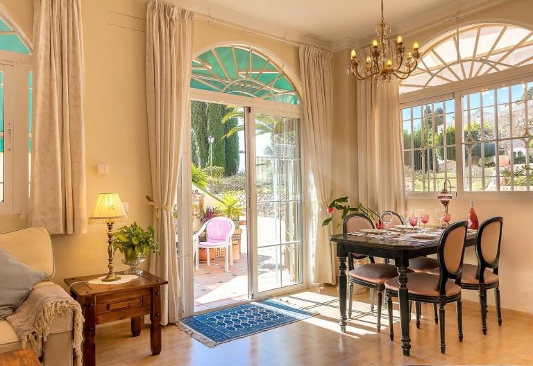 Fully equipped apartment with fast internet, pool & yard | Garden view | Next to the beach | Suitable for remote work | Pet-friendly — photo 2
