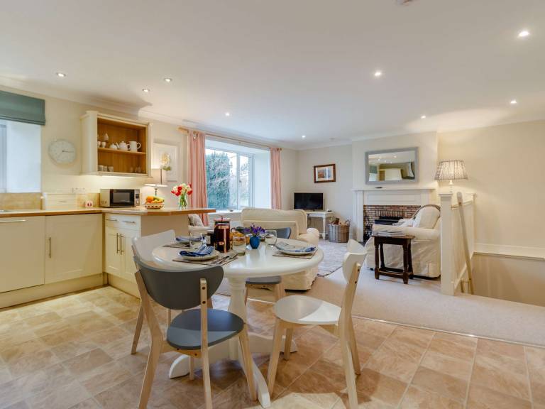 Cottage  Doune