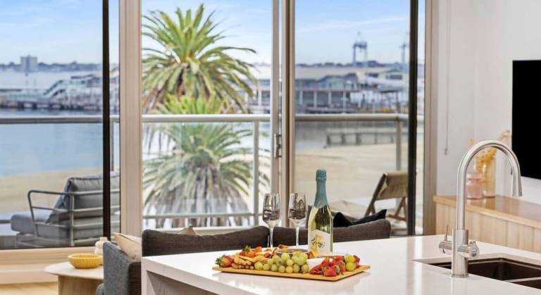 Apartment  Williamstown