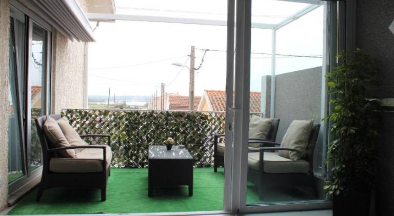 Rental apartment with terrace & barbecue — photo 2