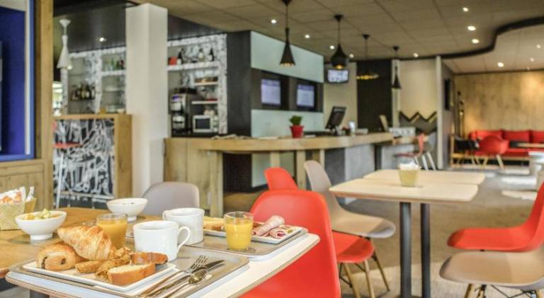 Ibis Perpignan Sud Saint Charles — photo 4