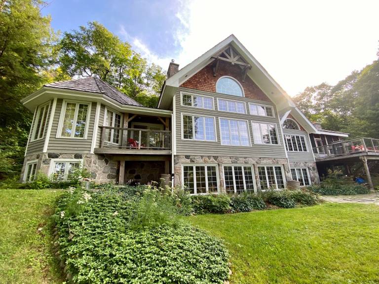Cottage  Baysville