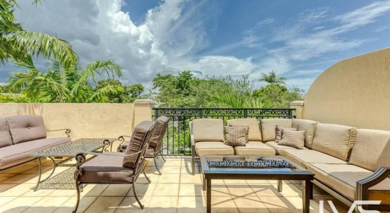 Pleasant house with pool | Near Las Olas Boulevard | Suitable for remote work | Pets allowed — photo 5