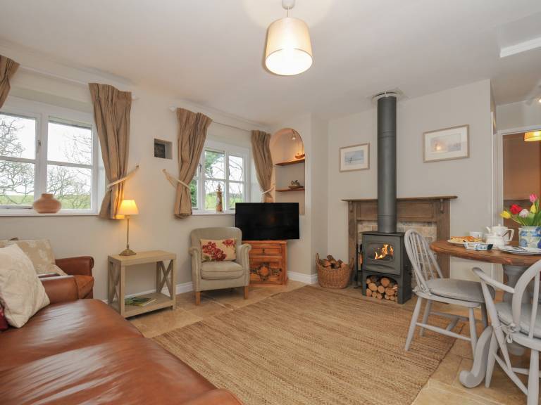 Child-friendly wonderful cottage with yard | Dogs allowed — photo 3